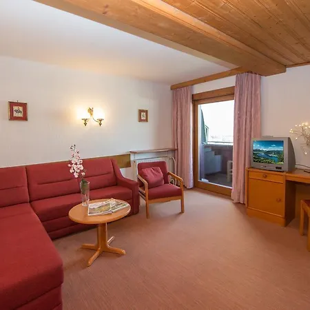 Apartment Kristall *