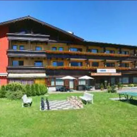 Kristall Apartamento *