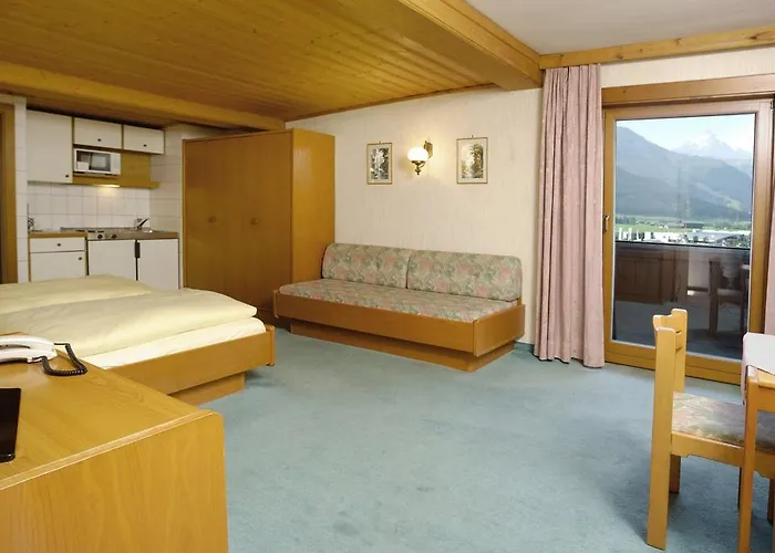 Kristall 滨湖采尔