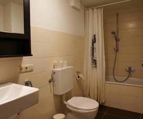 Kristall * 滨湖采尔